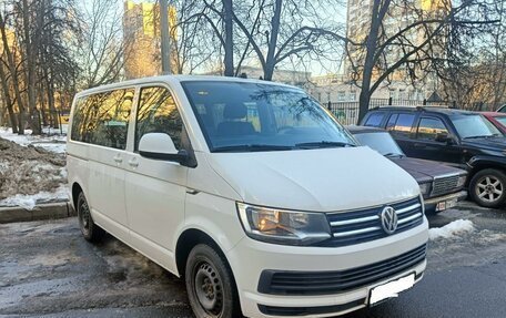 Volkswagen Caravelle T6 рестайлинг, 2018 год, 3 230 000 рублей, 5 фотография