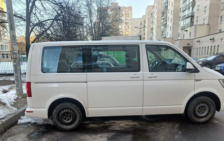 Volkswagen Caravelle T6 рестайлинг, 2018 год, 3 230 000 рублей, 2 фотография