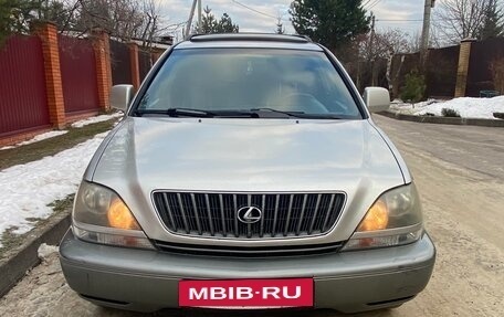 Lexus RX IV рестайлинг, 2000 год, 680 000 рублей, 10 фотография