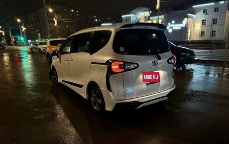 Toyota Sienta II, 2017 год, 1 790 000 рублей, 8 фотография