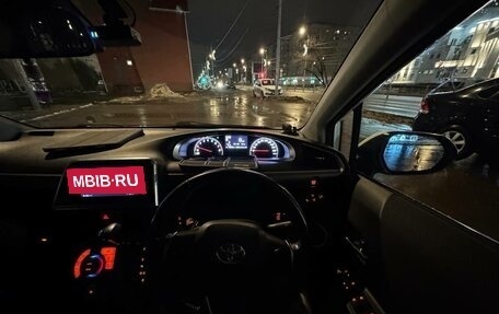 Toyota Sienta II, 2017 год, 1 790 000 рублей, 10 фотография