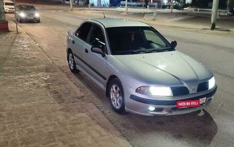 Mitsubishi Carisma I, 2003 год, 260 000 рублей, 2 фотография