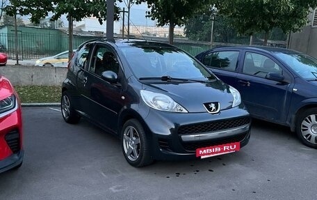 Peugeot 107 I рестайлинг, 2011 год, 500 000 рублей, 2 фотография