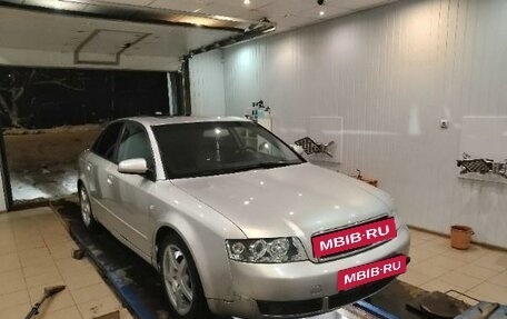 Audi A4, 2004 год, 760 000 рублей, 5 фотография