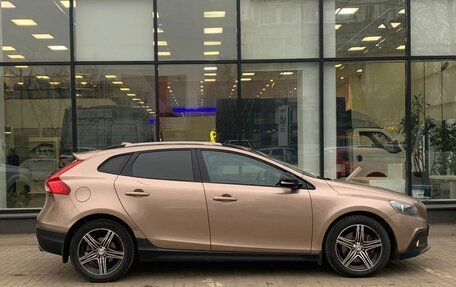 Volvo V40 Cross Country I, 2013 год, 1 376 111 рублей, 4 фотография