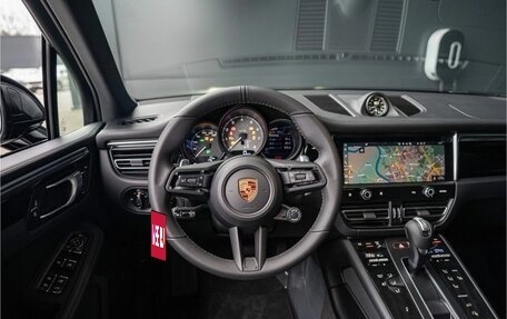 Porsche Macan I рестайлинг, 2024 год, 16 700 000 рублей, 21 фотография