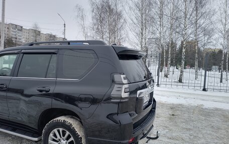 Toyota Land Cruiser Prado 150 рестайлинг 2, 2019 год, 5 450 000 рублей, 4 фотография