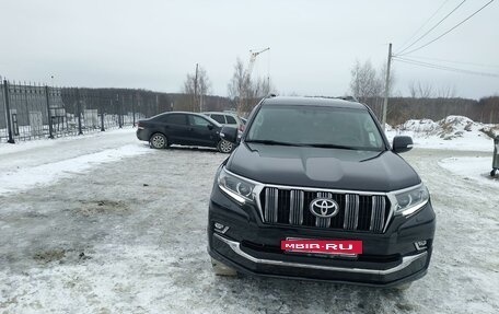 Toyota Land Cruiser Prado 150 рестайлинг 2, 2019 год, 5 450 000 рублей, 5 фотография