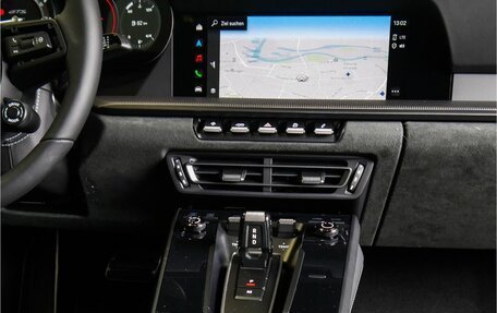 Porsche 911, 2024 год, 30 800 000 рублей, 18 фотография