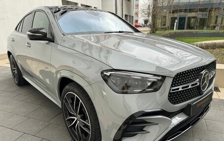 Mercedes-Benz GLE, 2024 год, 20 700 000 рублей, 3 фотография