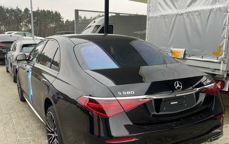 Mercedes-Benz S-Класс, 2024 год, 30 000 000 рублей, 2 фотография