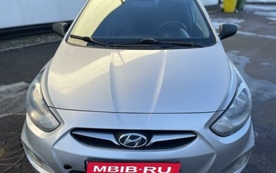 Hyundai Solaris II рестайлинг, 2012 год, 680 000 рублей, 1 фотография