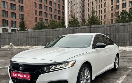 Honda Accord IX рестайлинг, 2019 год, 2 500 000 рублей, 1 фотография