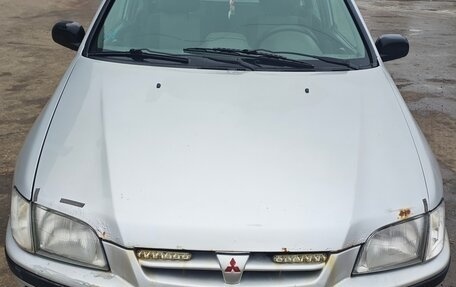 Mitsubishi Space Star I рестайлинг, 1999 год, 205 000 рублей, 1 фотография