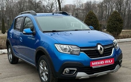 Renault Sandero II рестайлинг, 2018 год, 1 299 000 рублей, 6 фотография