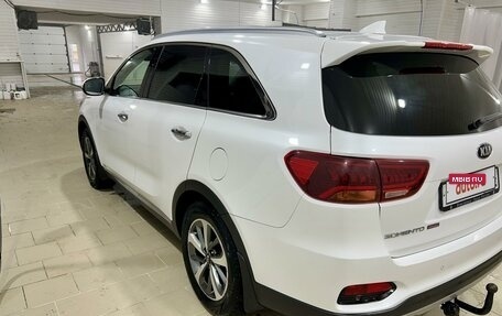 KIA Sorento III Prime рестайлинг, 2018 год, 3 100 000 рублей, 6 фотография