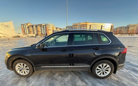 Volkswagen Tiguan II, 2021 год, 2 990 000 рублей, 3 фотография