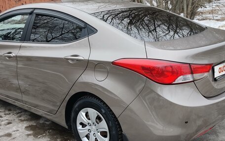 Hyundai Elantra V, 2013 год, 1 000 000 рублей, 3 фотография