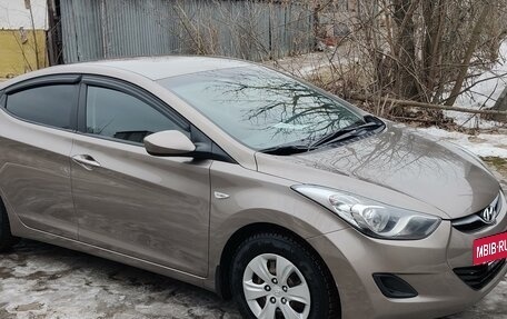 Hyundai Elantra V, 2013 год, 1 000 000 рублей, 5 фотография