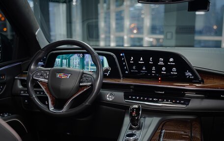 Cadillac Escalade V, 2021 год, 13 950 000 рублей, 16 фотография