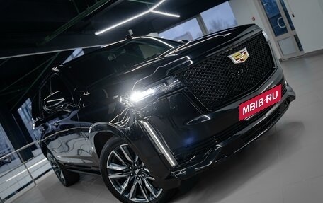 Cadillac Escalade V, 2021 год, 13 950 000 рублей, 5 фотография