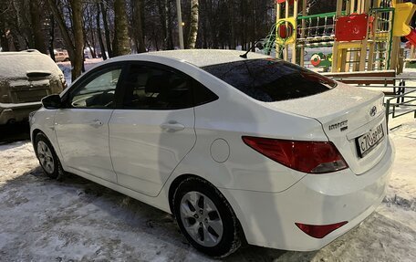 Hyundai Solaris II рестайлинг, 2015 год, 850 000 рублей, 7 фотография