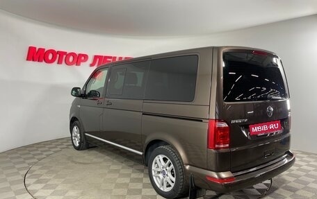 Volkswagen Multivan T6 рестайлинг, 2015 год, 2 995 000 рублей, 6 фотография