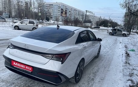 Hyundai Elantra, 2024 год, 2 270 000 рублей, 3 фотография