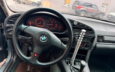 BMW 3 серия, 1994 год, 385 000 рублей, 8 фотография