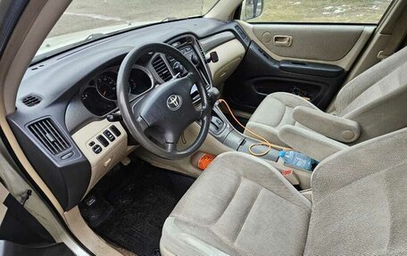 Toyota Highlander III, 2002 год, 1 200 000 рублей, 8 фотография