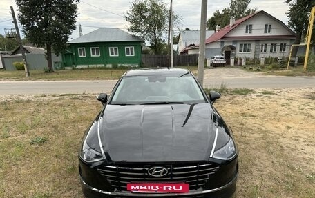 Hyundai Sonata VIII, 2019 год, 2 400 000 рублей, 3 фотография