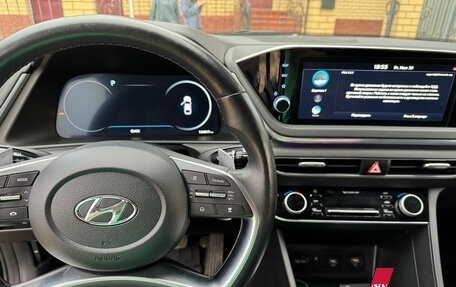 Hyundai Sonata VIII, 2019 год, 2 400 000 рублей, 17 фотография