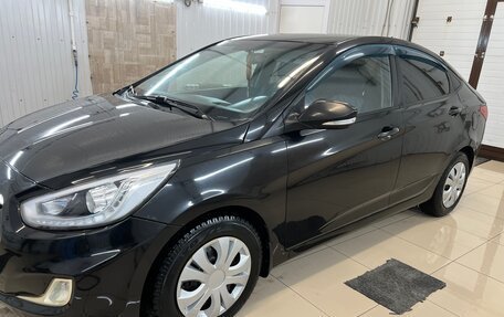 Hyundai Solaris II рестайлинг, 2013 год, 799 000 рублей, 3 фотография