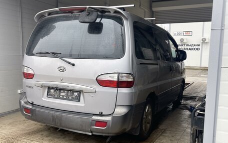 Hyundai Starex I рестайлинг, 2004 год, 790 000 рублей, 11 фотография