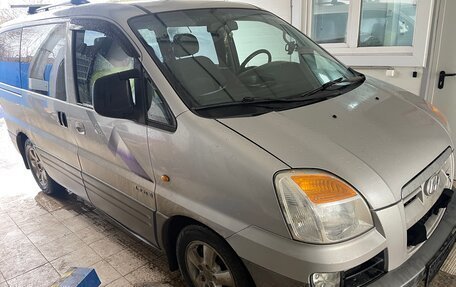 Hyundai Starex I рестайлинг, 2004 год, 790 000 рублей, 18 фотография