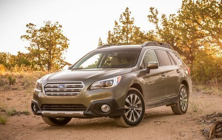 Subaru Outback IV рестайлинг, 2016 год, 2 600 000 рублей, 1 фотография