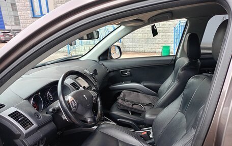 Peugeot 4007, 2011 год, 900 000 рублей, 9 фотография