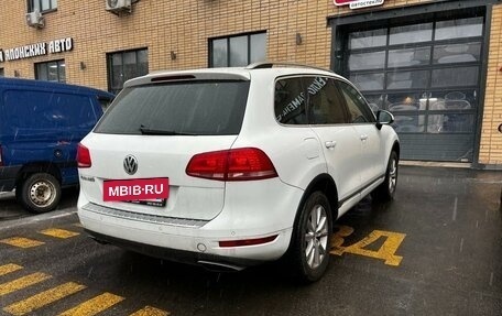 Volkswagen Touareg III, 2013 год, 2 500 000 рублей, 2 фотография