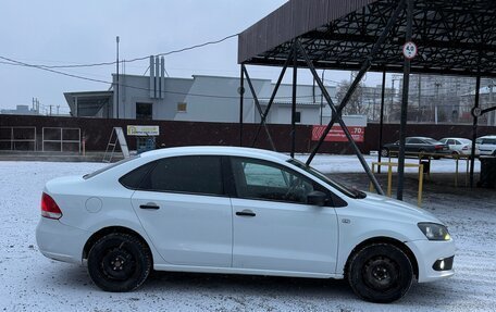 Volkswagen Polo VI (EU Market), 2015 год, 695 000 рублей, 3 фотография