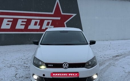 Volkswagen Polo VI (EU Market), 2015 год, 695 000 рублей, 5 фотография