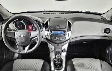 Chevrolet Cruze II, 2013 год, 950 000 рублей, 17 фотография