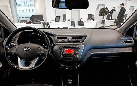 KIA Rio III рестайлинг, 2013 год, 750 000 рублей, 18 фотография