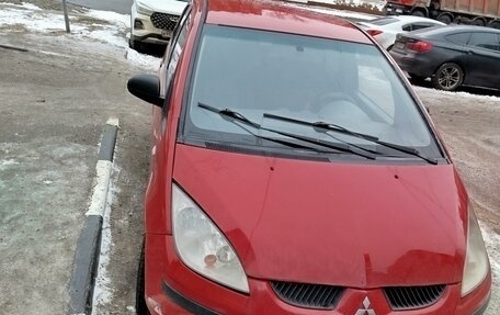 Mitsubishi Colt VI рестайлинг, 2006 год, 200 000 рублей, 3 фотография