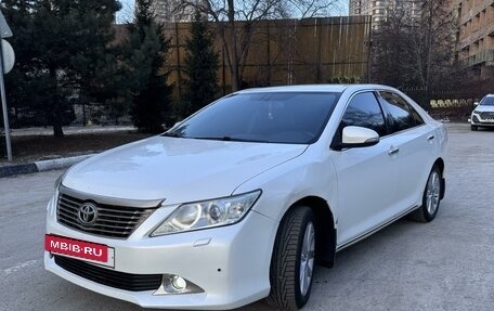 Toyota Camry, 2014 год, 1 700 000 рублей, 2 фотография