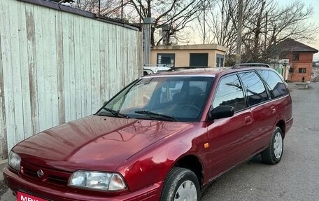 Nissan Primera II рестайлинг, 1992 год, 300 000 рублей, 1 фотография