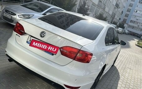 Volkswagen Jetta VI, 2012 год, 1 070 000 рублей, 2 фотография