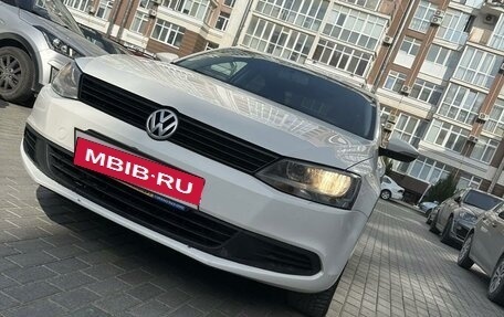 Volkswagen Jetta VI, 2012 год, 1 070 000 рублей, 3 фотография