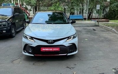 Toyota Camry, 2021 год, 3 250 000 рублей, 1 фотография