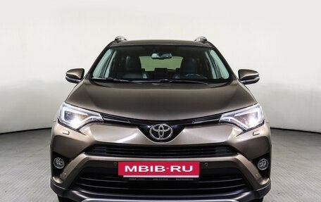 Toyota RAV4, 2018 год, 2 698 000 рублей, 2 фотография