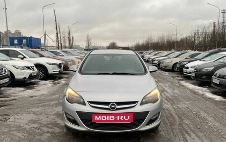 Opel Astra J, 2013 год, 655 000 рублей, 2 фотография